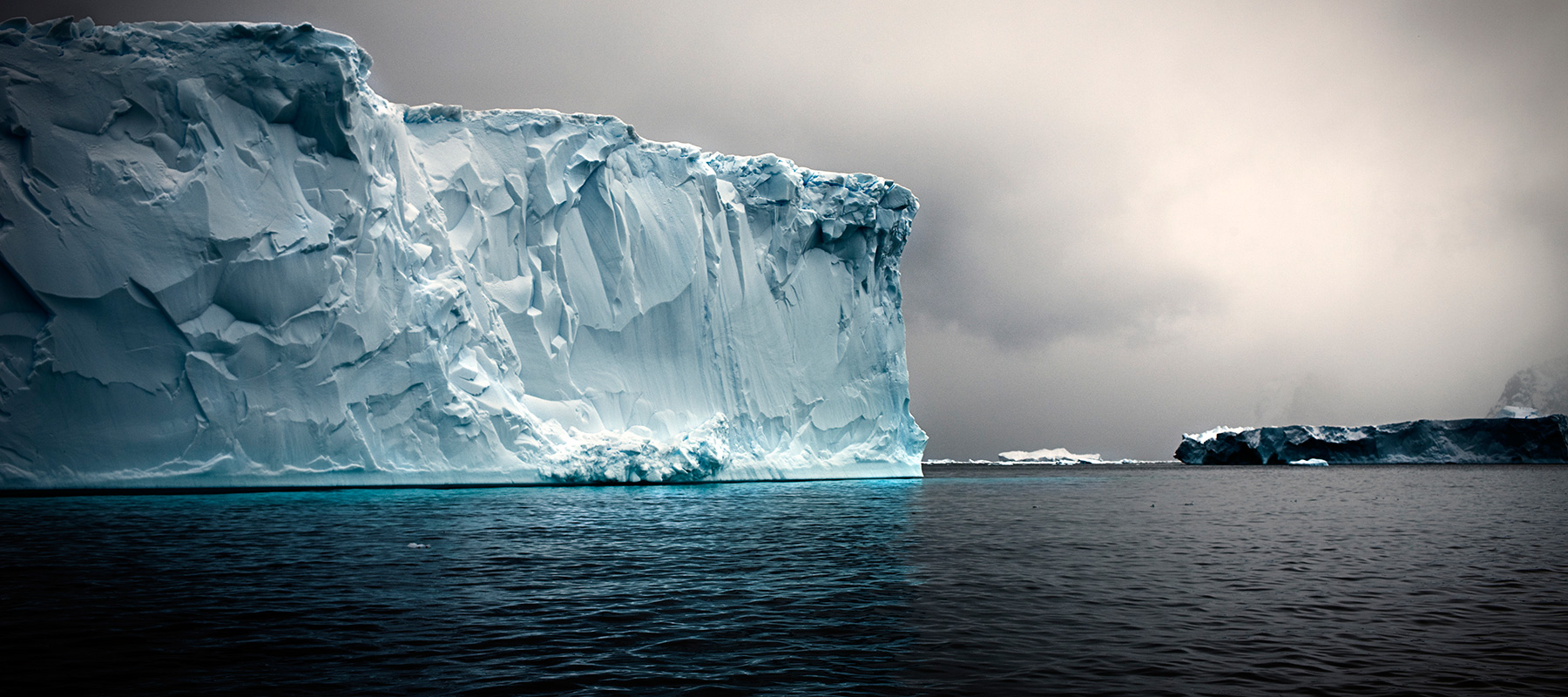 кромка ледового щита Антарктиды
